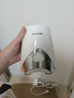 アイリスオーヤマ　ボトルブレンダー