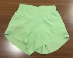 Lululemon インナー付ショートパンツ　サイズ0 ライムグリーン