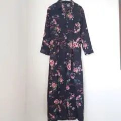 トローウーマン✨美品　花柄長袖シャツワンピース ロング　　М　花柄総柄