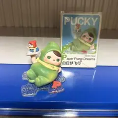 ポップマート　Hand in Hand シリーズ　プッキー