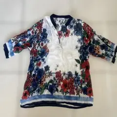 vlt's 花柄 五分袖 シャツ