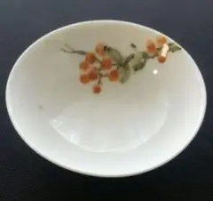 中国骨董
旧蔵唐物茶道具陶磁器
中国民国時代といわれる
粉彩枇杷細工精製茶碗