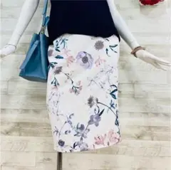未使用タグ付 eimy istoire 花柄ペンシルスカート フリーサイズ 白