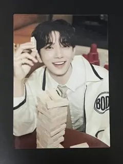 Item thumbnail for item e523f129-9375-427c-940c-f2279a6db8ef