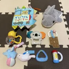 おもちゃまとめ売り　布絵本、歯固め、ラトルなど