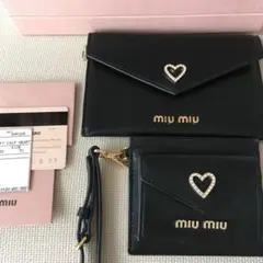 【ほぼ未使用美品】ミュウミュウ レザー 財布 カードケース コインケース