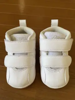 ホワイト ベロクロファーストシューズ