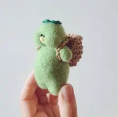山菜採りに行くカッパ　羊毛フェルト作品