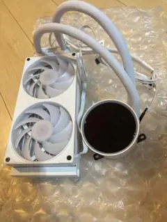 【箱・備品なし凹みあり】NZXT 240mm簡易水冷