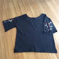 ピンキーのTシャツ