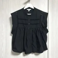 【美品】ショート丈 レースノースリーブブラウス 黒 M