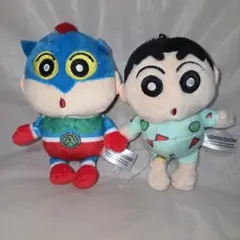 クレヨンしんちゃんとアクション仮面　ぬいぐるみキーホルダー