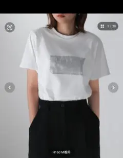 ホワイト Tシャツ Mサイズ シルバー装飾　新品未使用　タグ付き　特価