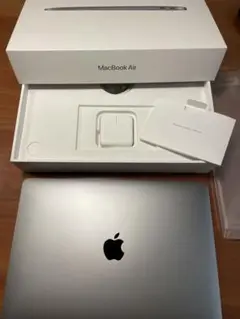 MacBook Air 13インチ 256GB A2337 MGN63J/A