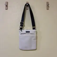【エンメローズ】新品未使用！！　アイボリーショルダーバッグ