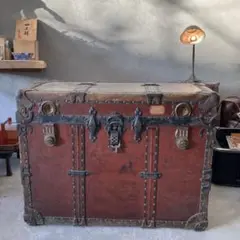 Item thumbnail for item 21d885d9-c6f2-4cdc-aa56-567e421852af