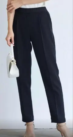 Pierrot 高見えストレートパンツ テーパード センタープレス　ブラック　S