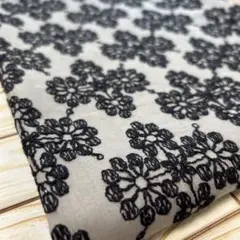 縦100cm×横90cm 刺繍生地