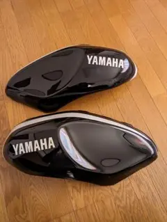 YAMAHA XSR900 タンクカバー ブルー 純正 YAMAHA XSR900 タンクカバー ブルー 純正