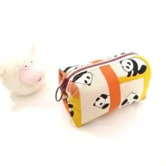 キャラメルポーチ (小) パンダ柄 化粧ポーチ 小さめ ハンドメイド C044