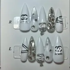 Item thumbnail for item 922faf83-e2cf-4ab8-b51a-060c8ae98590