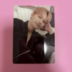 SEVENTEEN CAFE ジュン　入場トレカ