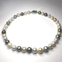 南洋真珠マルチネックレス