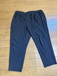 UNIQLOユニクロ　3XLストレートパンツ ブラック
