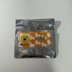 たべっ子どうぶつ らいおんくん アクリルバッジ