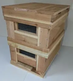 西洋蜜蜂巣箱　(単箱 +継箱)　　　養蜂