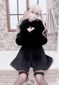 ビジュー付きフレアロングコート