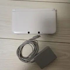 Nintendo 3DSll ホワイト 充電器付き