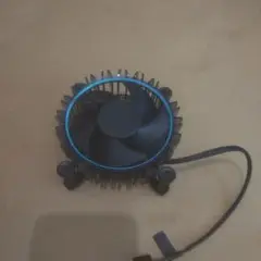intel製　リテールクーラー　LAG1700