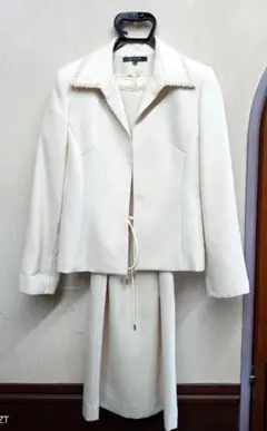 Item thumbnail for item 2cc6a832-1673-4906-9b1b-81df7a3e6246