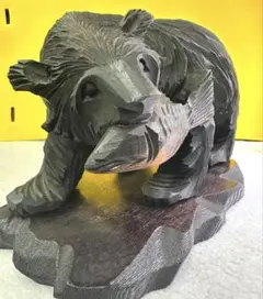 木彫りクマさん魚の彫刻