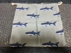 ダイソー　コットン巾着袋　ポーチ　サメ　鮫　ブルー　青系