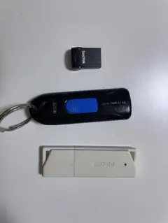 SanDisk とBUFFALO のUSBメモリセット 128gb