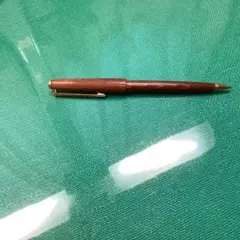 Item thumbnail for item ec871a94-b2a2-48a2-a2e7-adc76c355dd4