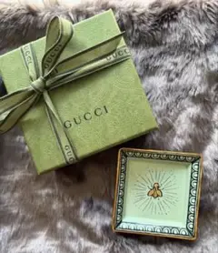 【新品】限定品GUCCI グッチ蜂デザイン インテリアトレイジュエリー小物入れ