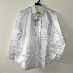 白 光沢 長袖シャツ