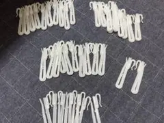 ホワイト プラスチック カーテンフック 39個