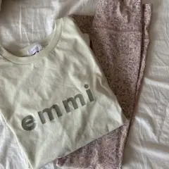 emmi ヨガウェア
