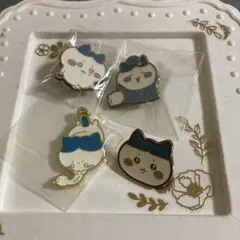 ちいかわ　ハチワレ　ピンバッチ　チャーム
