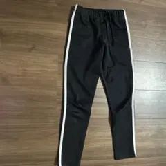 ラインパンツ colorブラック size140センチ