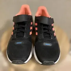adidas ブラック/ピンク スニーカー ベルクロ　21.5cm