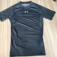 トレーニングシャツ