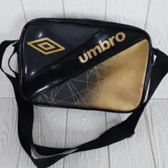 特価♪umbro エナメル ショルダーバッグ 黒/金 サッカー フットサル
