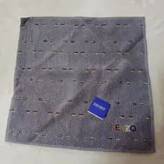 新品　KENZO グレー タオルハンカチ　ケンゾー　ロゴ刺繍　B8