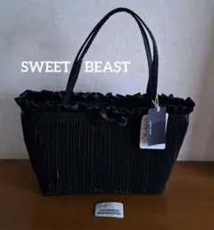 SWEET　BEAST　プリーツリボンフリルBag