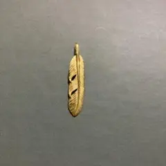 全金フェザー小　右向き